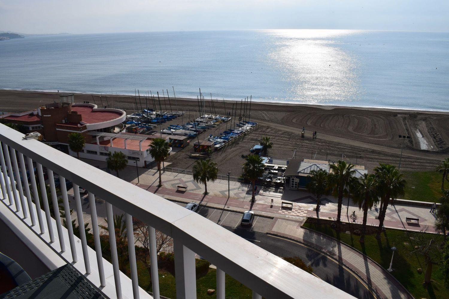Primera Linea De Playa - Zona Club Nautico Torre Del Mar Esterno foto